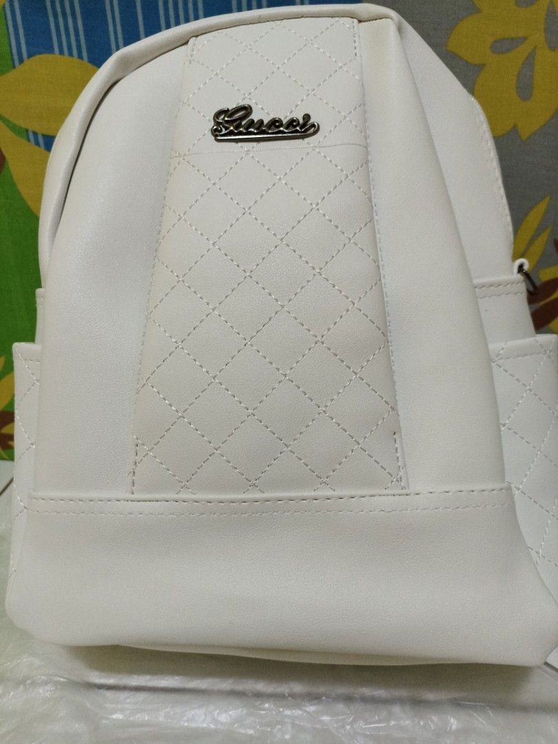 TAS PUTIH, Fesyen Wanita, Tas & Dompet di Carousell