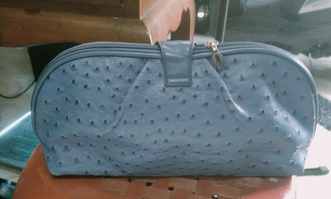 Tas tangan cantik warna biru, Fesyen Wanita, Tas & Dompet di Carousell
