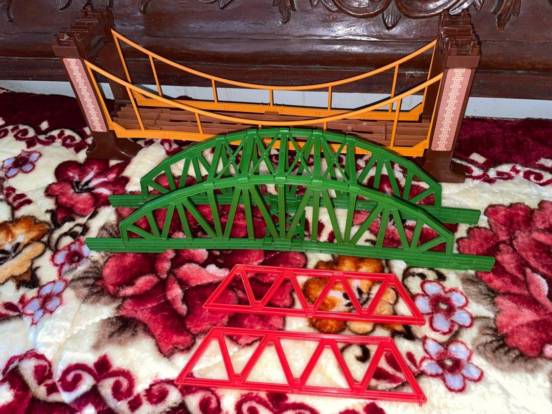 Tomy Plarail Bridges‼️ (Category: Action & Battle Toys) located in Las Pinas. Submitted by techietechtrove (Listing ID 1210799611, Image 1). Description: Tomy Plarail Bridges‼️ Get all for Php 1,000‼️.