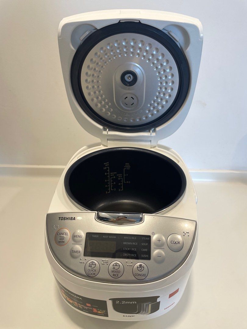 TOSHIBA rice cooker, TV & Home Appliances, Kitchen Appliances, Cookers on Carousell
