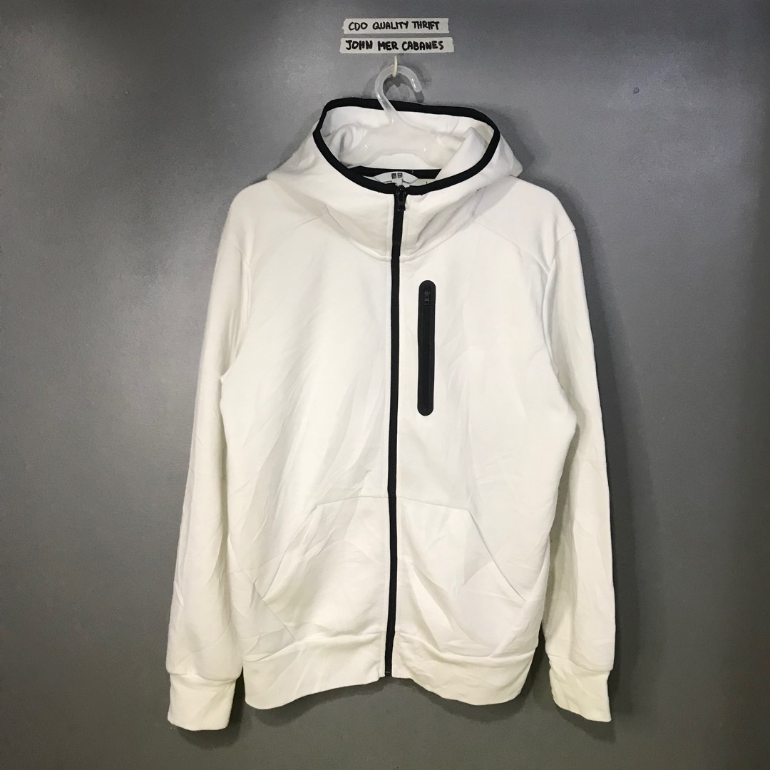 UNIQLO TECH FLEECE, Men's Fashion, Coats, Jackets and Outerwear on