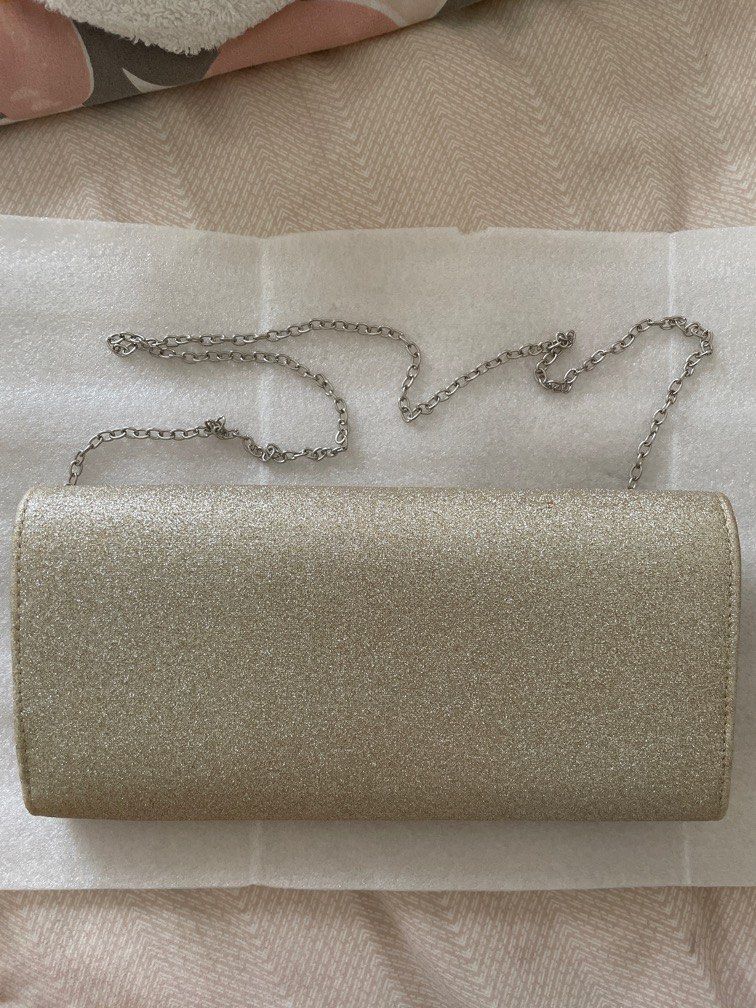 Unisa clutch sales