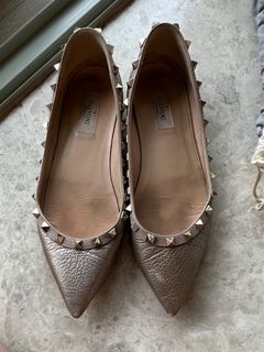 (Category: ) located in . Submitted by blankcanvas_sg (Listing ID 1210863933, Image 1). Description: .