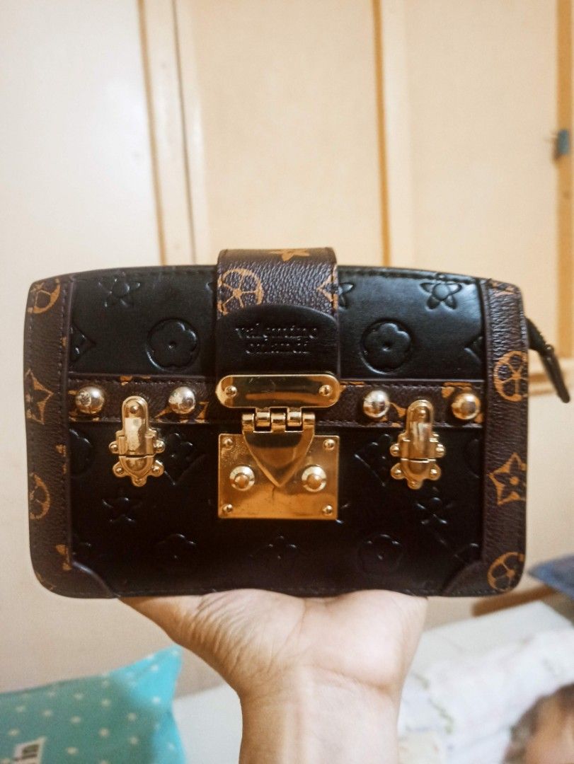 Valentino Orlandi box type sling bag Women s Fashion Bags