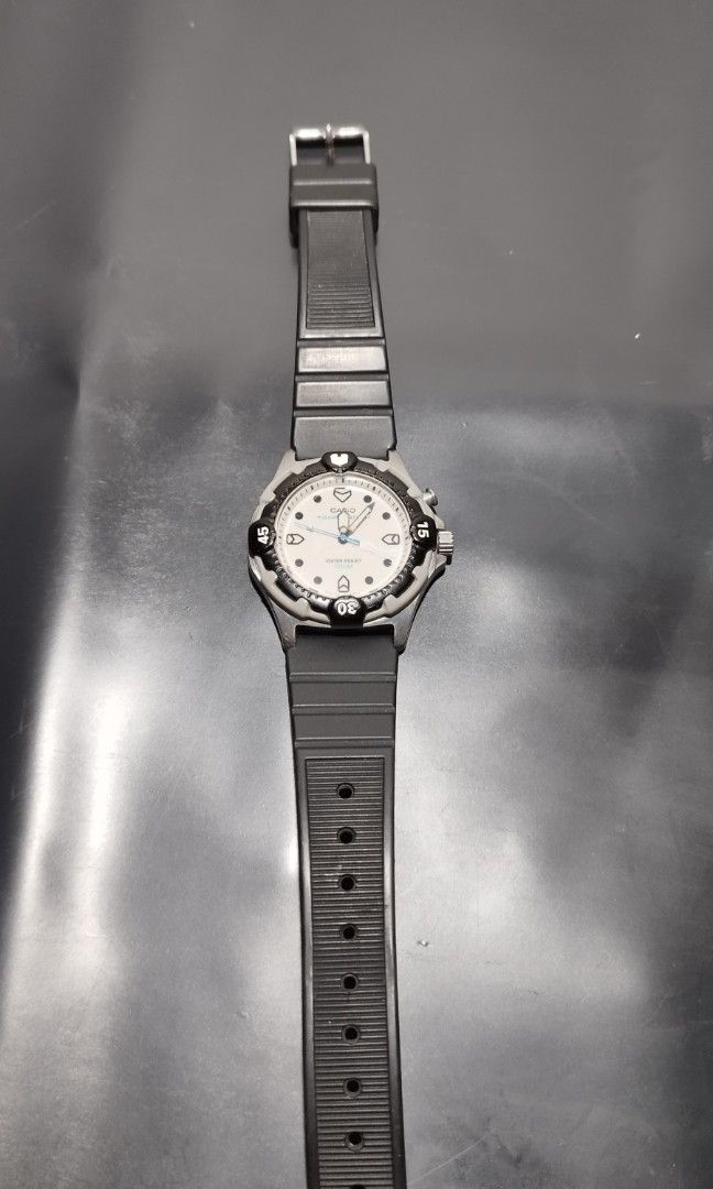 Casio illuminator store dive watch