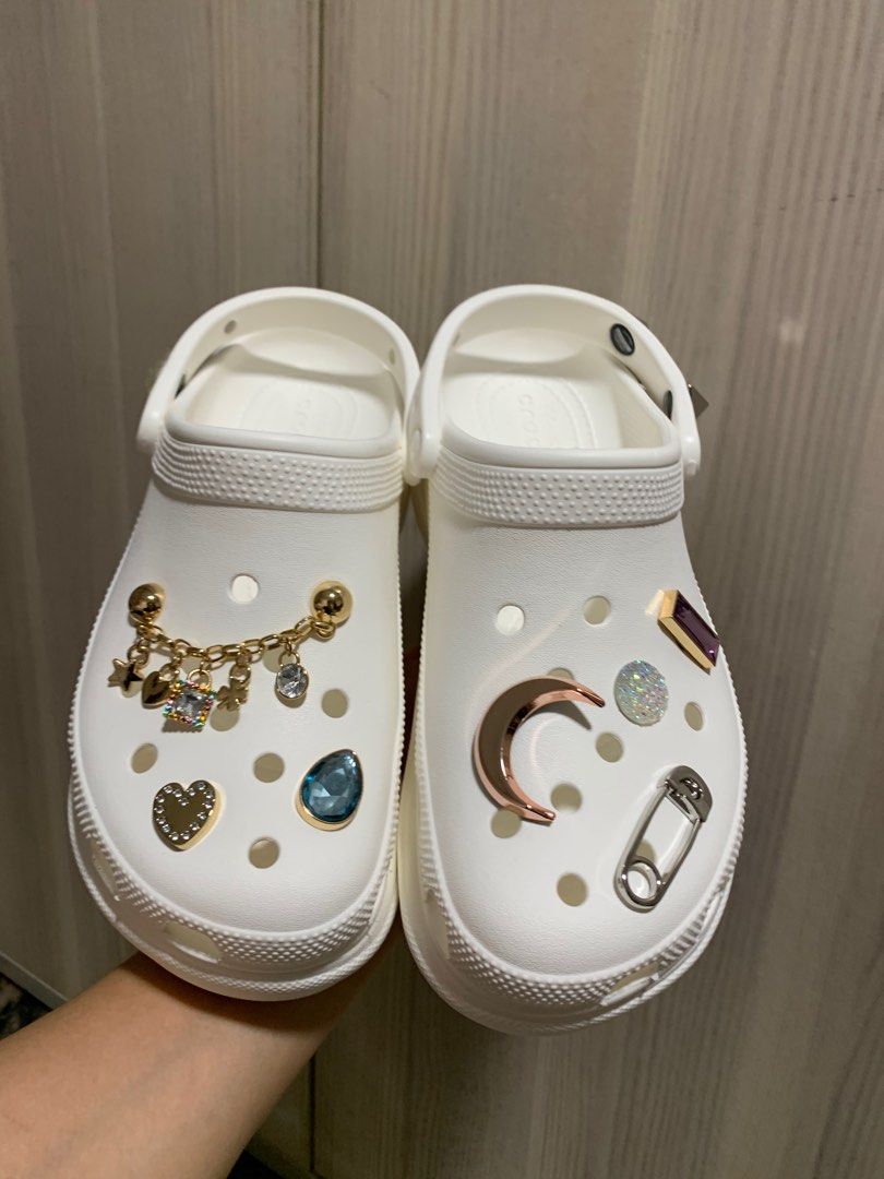 White crocs with jibbitz deals