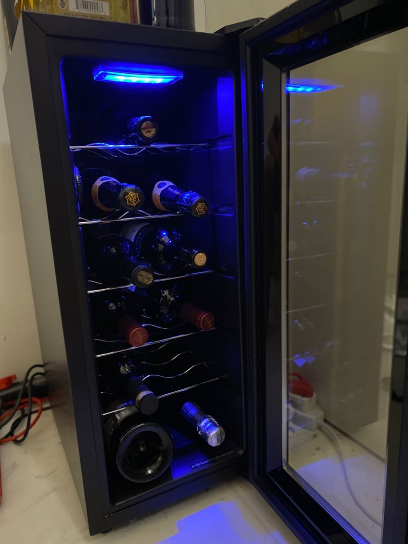 Wine Cooler, TV & Home Appliances, Kitchen Appliances, Wine Cellar