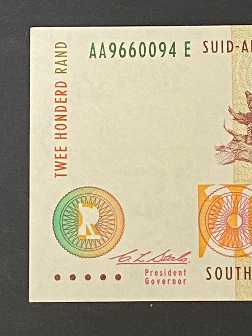 1994-1999年南非200 Rand (UNC品相) AA 9660094 E, 興趣及遊戲, 收藏品及紀念品, 錢幣- Carousell