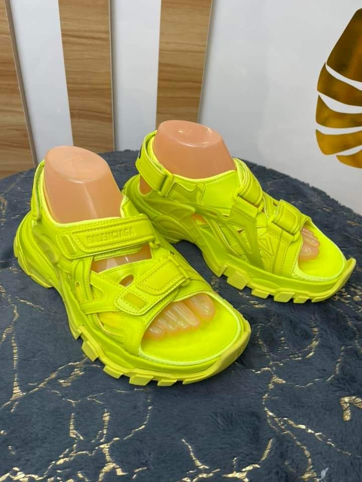 Yellow hotsell balenciaga sandals