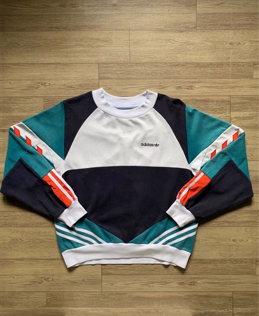 Adidas Nova Retro Crewneck Imlek2023
