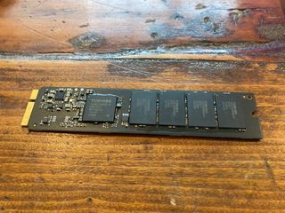 Apple SSD 128gb for Older MacBook Pro Air