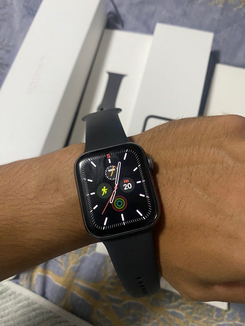 Beli apple watch deals series 4
