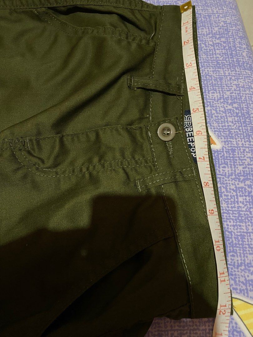 Army green tiktok cargo pants, Women's Fashion, Bottoms, Jeans on Carousell