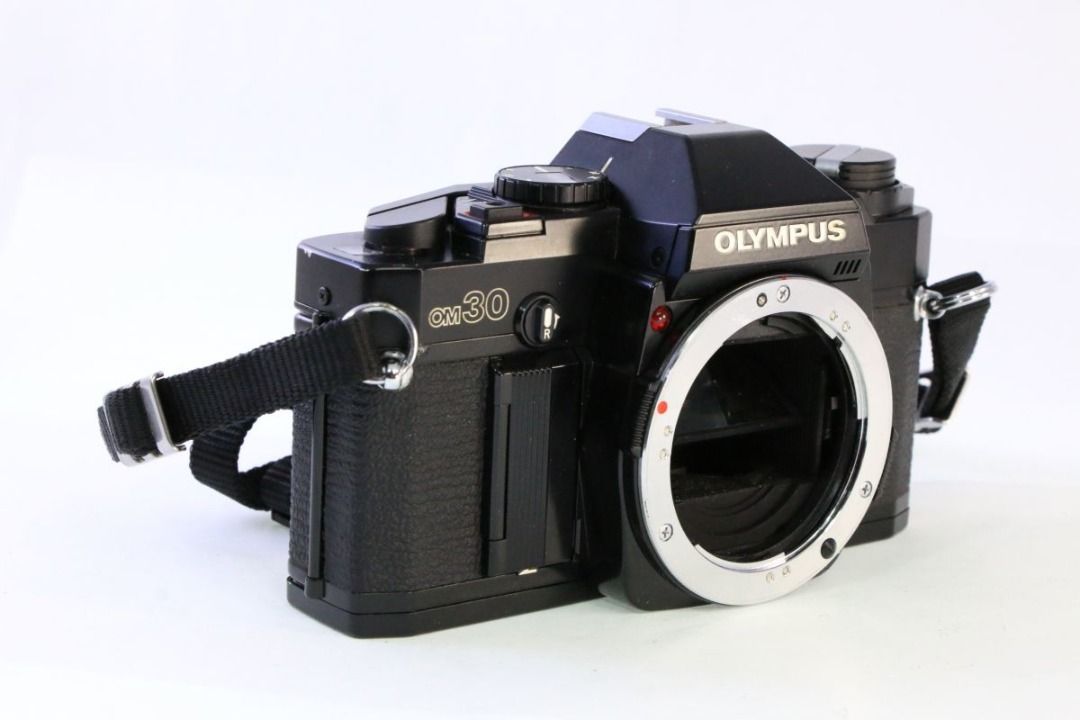 Reflex Argentique Olympus OM-30 (OM30) – 35mm – Avec Bouchon, Sangle Et Piles – Fabriqué Au Japon