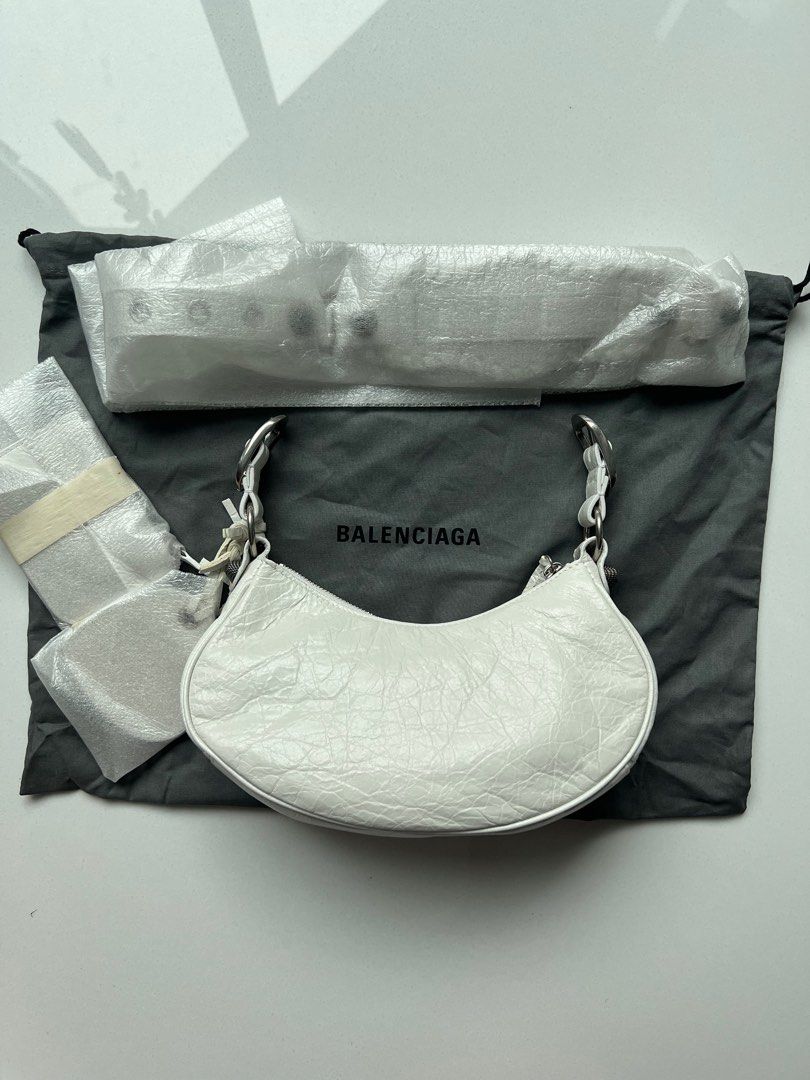 balenciaga le cargole