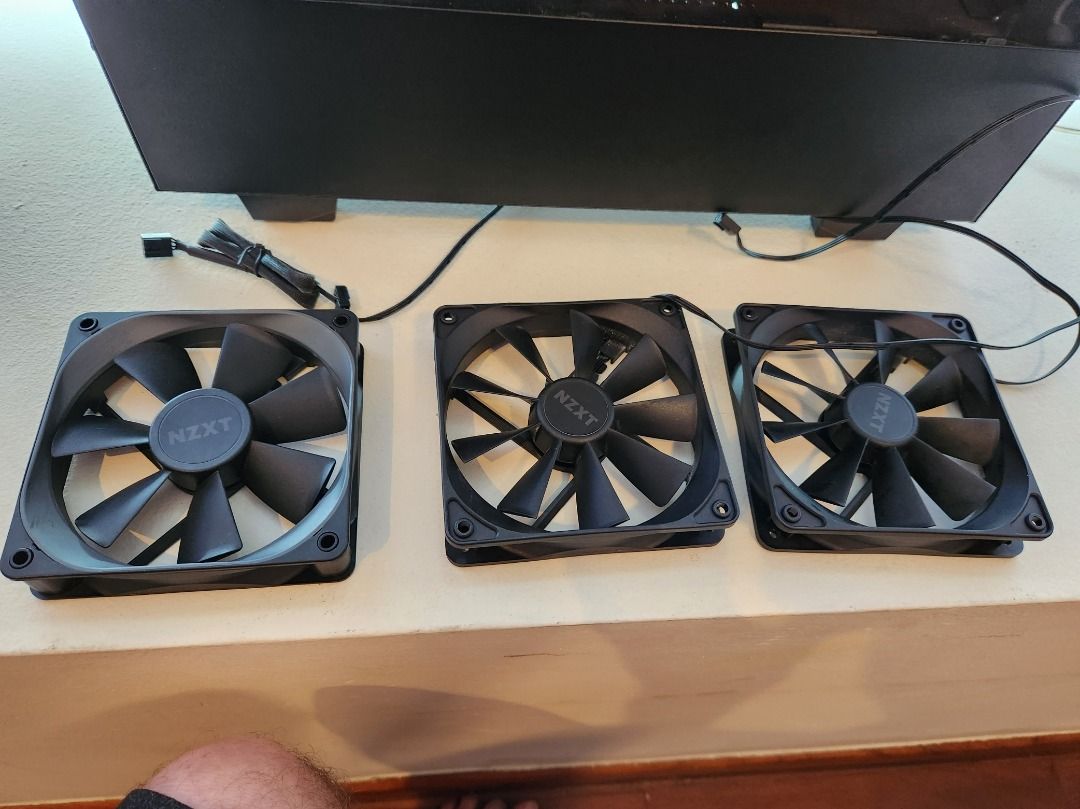 Boxed NZXT H510i Starter Kit H510i Case, 2 x NZXT AER RGB Fans, 3 x