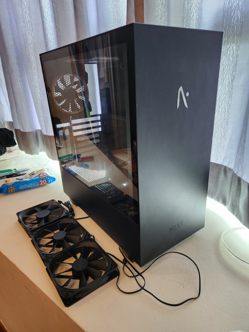 Boxed NZXT H510i Starter Kit H510i Case, 2 x NZXT AER RGB Fans, 3 x