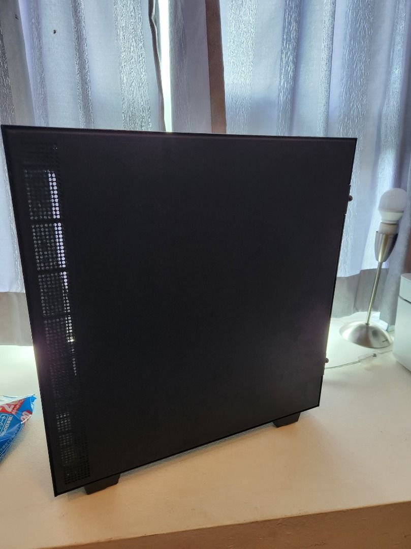 Boxed NZXT H510i Starter Kit H510i Case, 2 x NZXT AER RGB Fans, 3 x