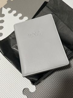 BRAND NEW IN BOX - Hugo Boss Passport Holder Gray