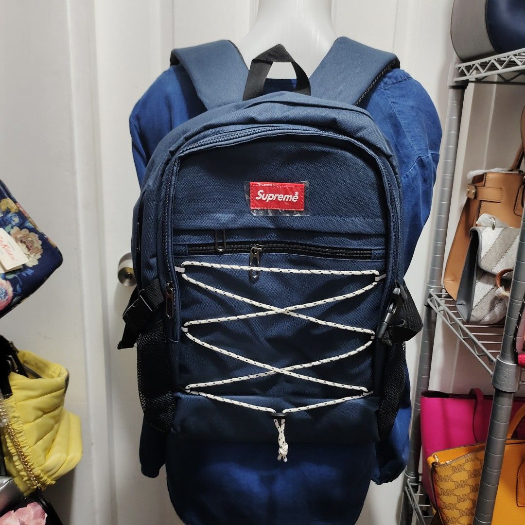 Supreme shop 18 backpack