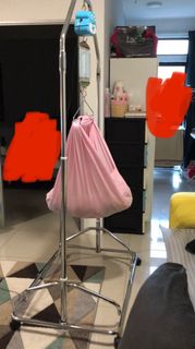 (Category: ) located in . Submitted by yoursverytruly (Listing ID 1210946390, Image 1). Description: .