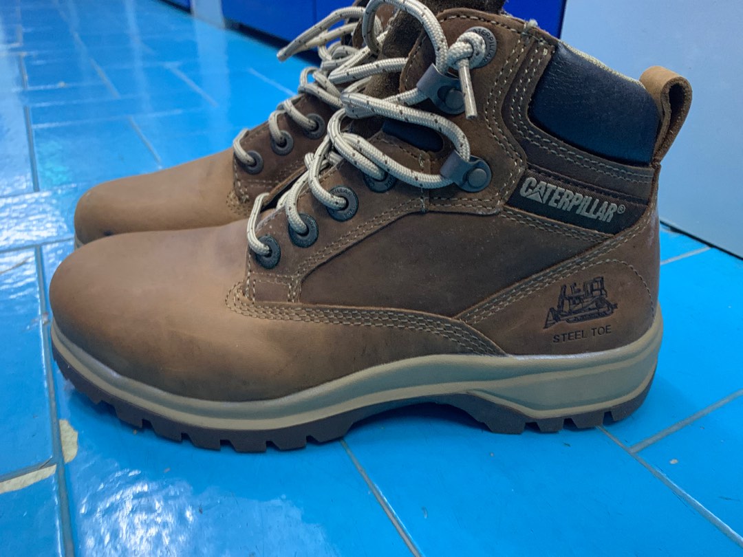 Caterpillar hiking hotsell boots women's