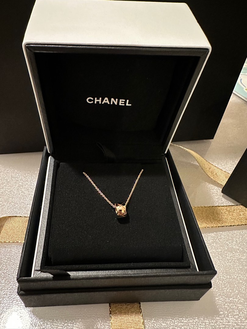 Chanel COCO CRUSH Necklace米金, 名牌, 飾物及配件- Carousell