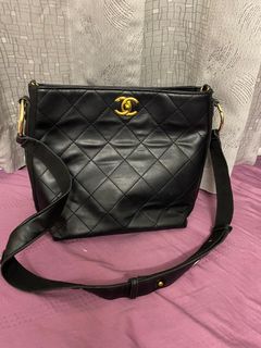 (Category: ) located in . Submitted by faezajoharicollection (Listing ID 1210999267, Image 1). Description: .