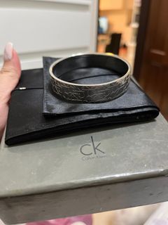 CK 不鏽鋼手環（男女皆可）有原廠盒裝跟飾品袋❤️ 尺寸是L