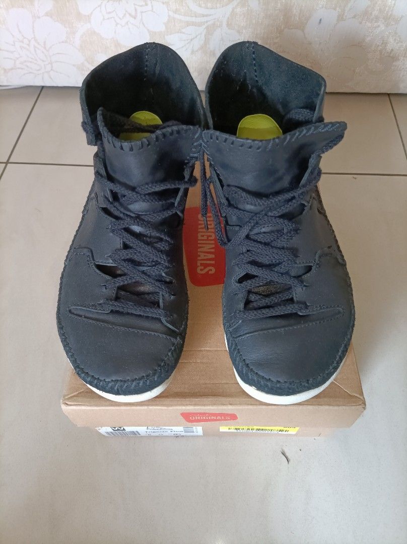 Clarks originals trigenic flow Men s Fashion Footwear Casual