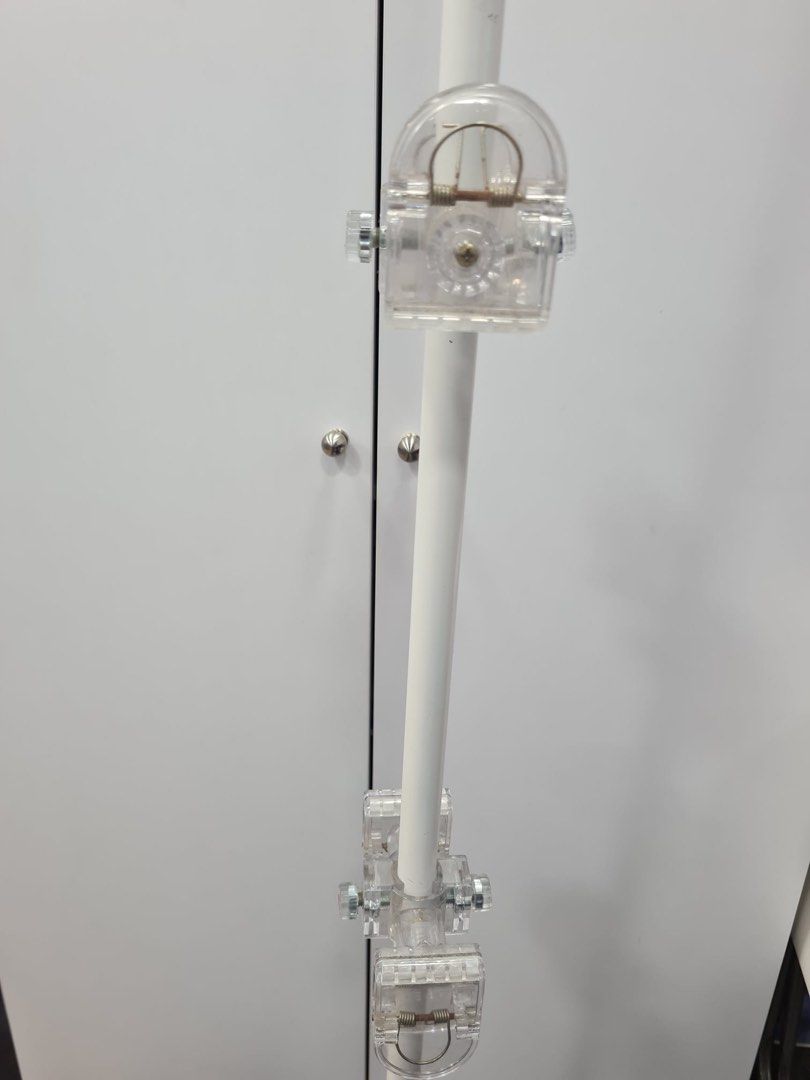 Clip pole stand water base, Hobbies & Toys, Stationery & Craft, Craft