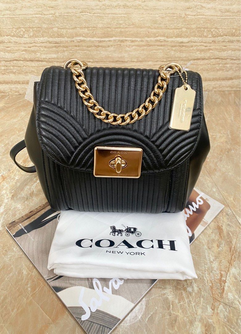 Coach Butik Cassidy Backpack art Deco Quilting Black (INC DB ORI), Barang  Mewah, Tas & Dompet di Carousell
