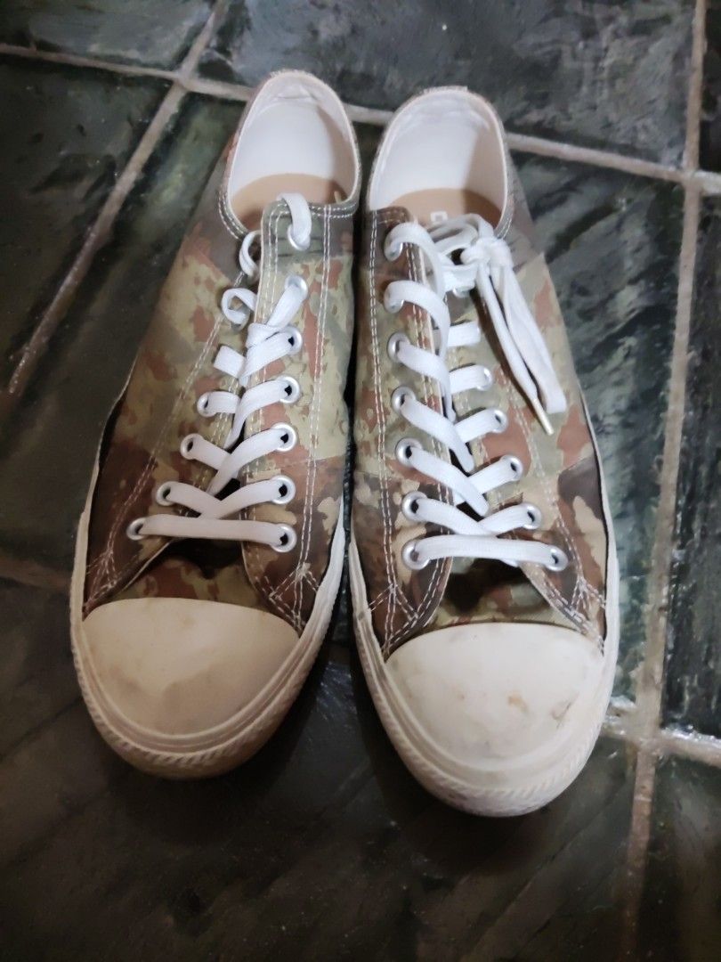 Camo chucks low top online