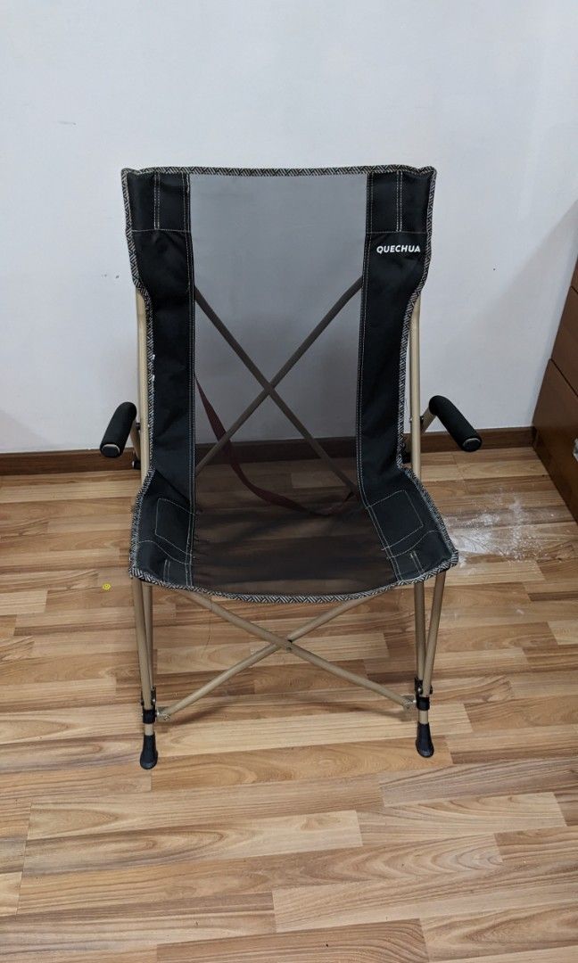 Decathlon foldable chair brand new, Furniture & Home Living, Outdoor