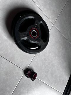 DOMYOS plates brand 5kg each total 10kg