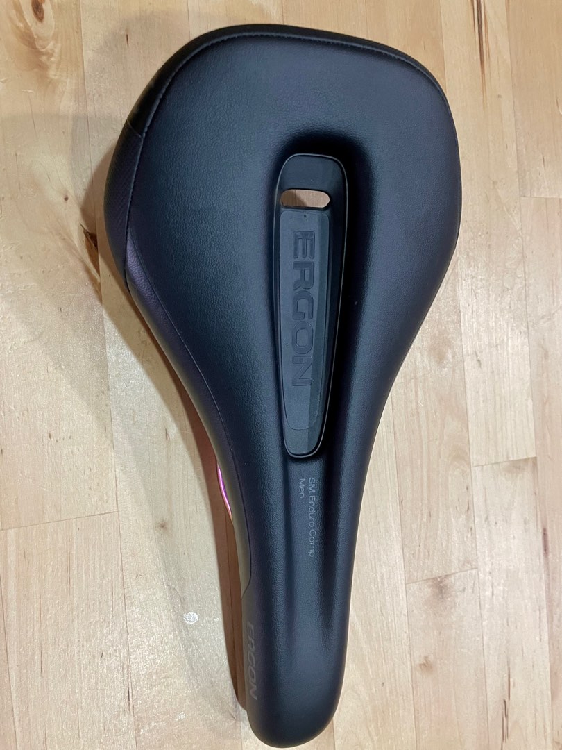 ergon sm enduro comp saddle oil slick
