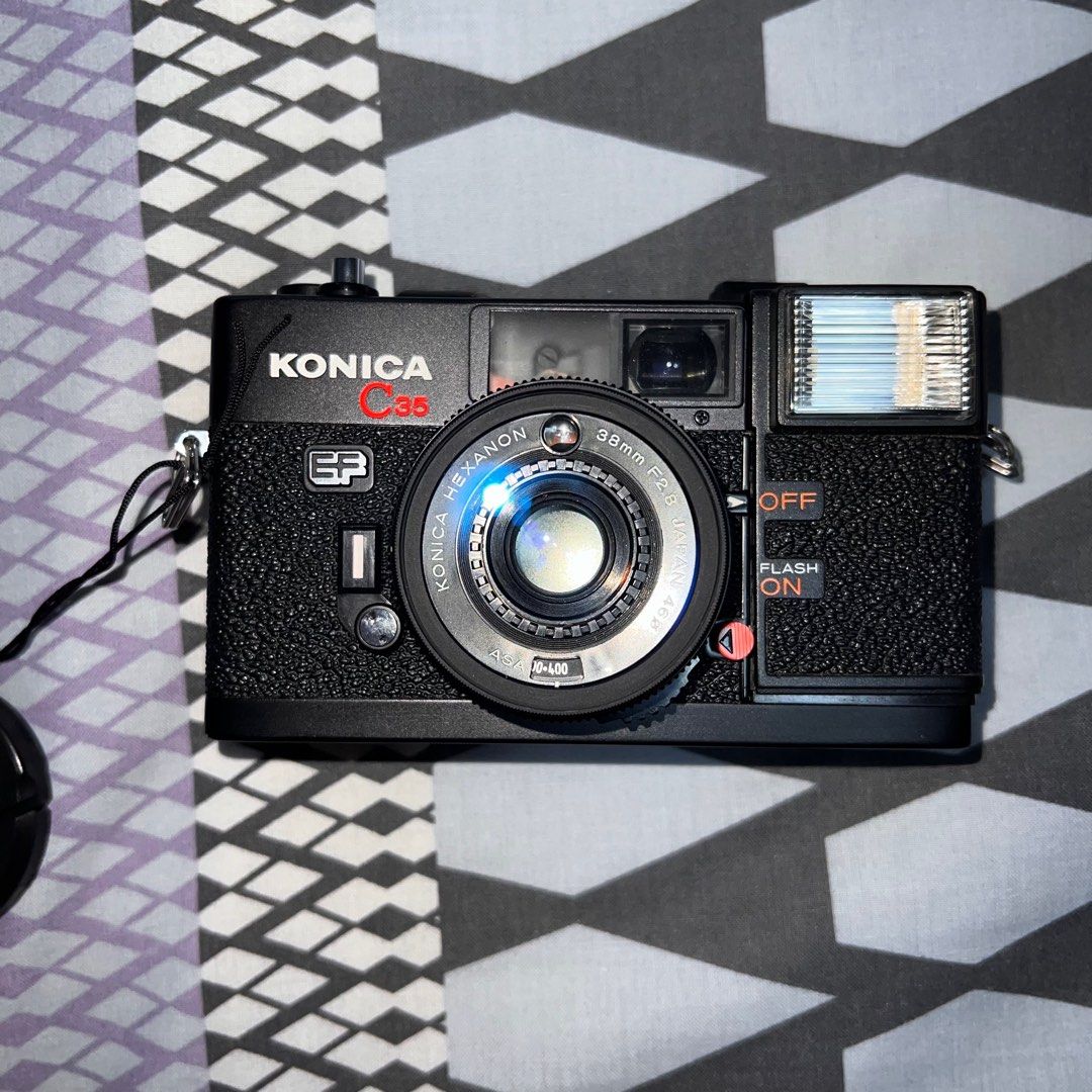 [FILM TESTED] Konica C35 EF with UV Lens Filter, Lens Cover and Pan 400 B&W  Film 35mm Film camera fits kodak Fujifilm Cinestill films