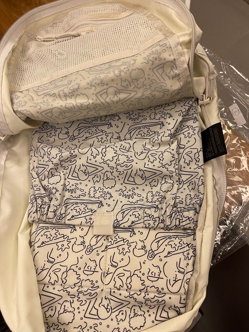 Gregory x 長場雄（Yu Nagaba) 26L Day Pack, 男裝, 袋, 背包- Carousell