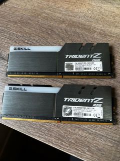 （分類：）位於 。 由 ssl_hkg 提交（商品編號 1210937932，圖片 1）。簡介： 。