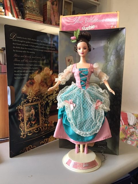 Fair valentine hot sale barbie value
