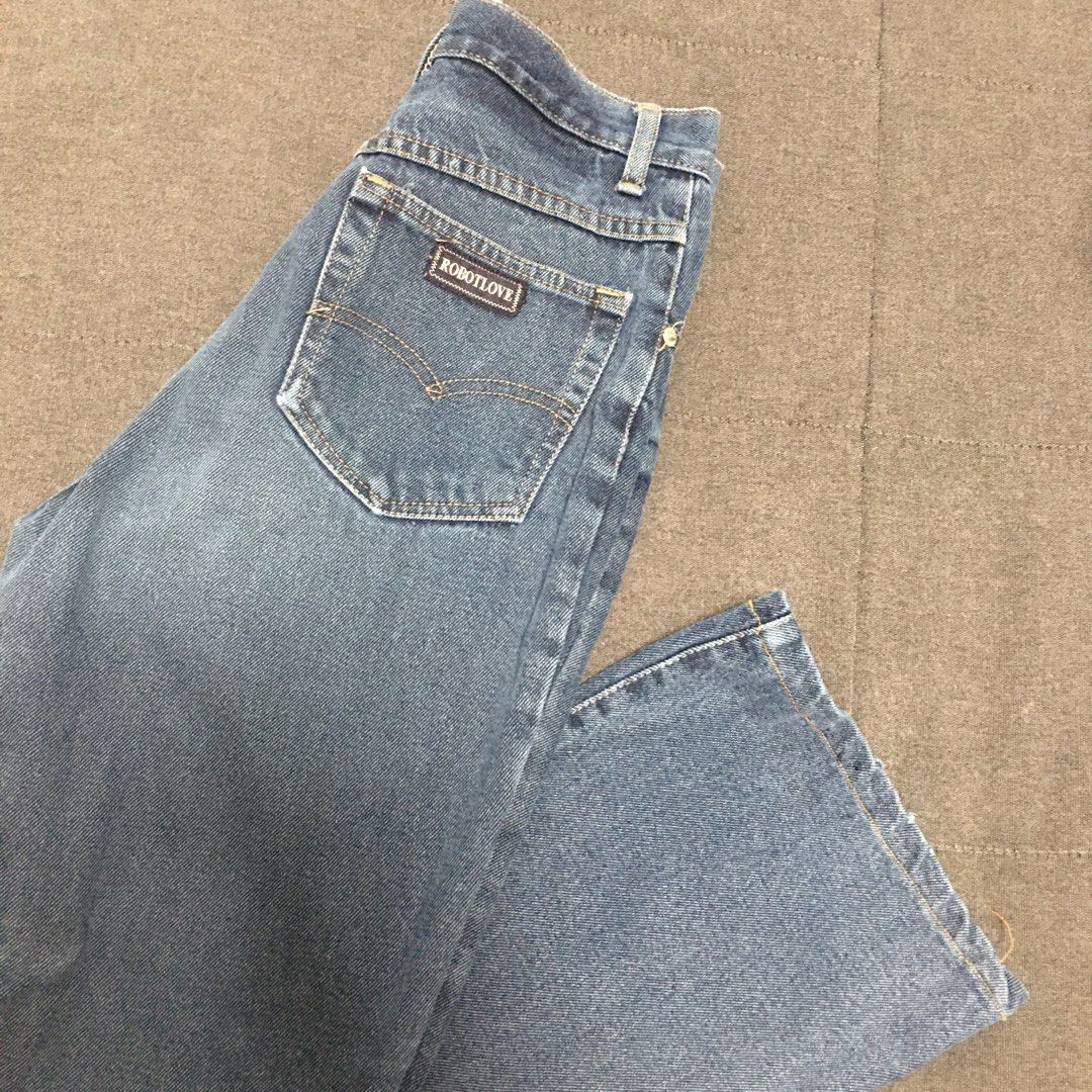 High waist flare jeans, high quality (Category: Jeans) located in Taguig. Submitted by jdeclutter__ (Listing ID 1211035880, Image 2). Description: waist 24 inches length 37 inches.