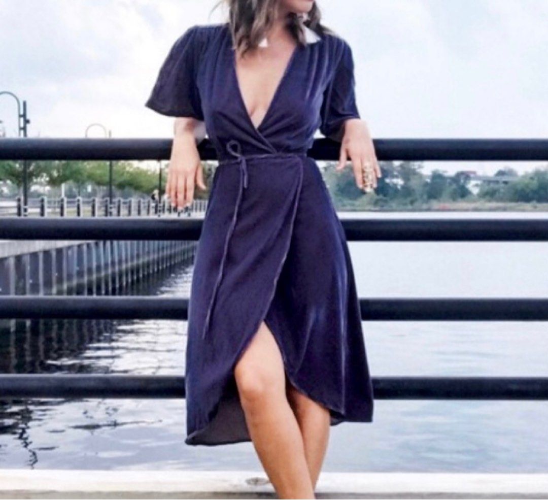 H&m velvet wrap dress best sale
