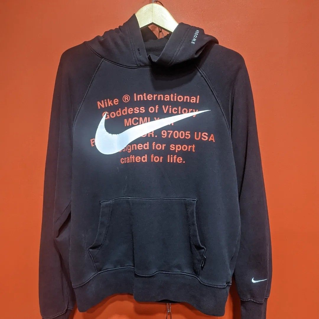 Hoodie Nike International, Fesyen Pria, Pakaian , Atasan di Carousell