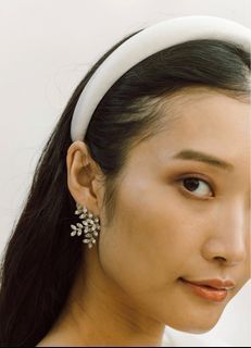Jennifer Bher Satin Headband in Cream