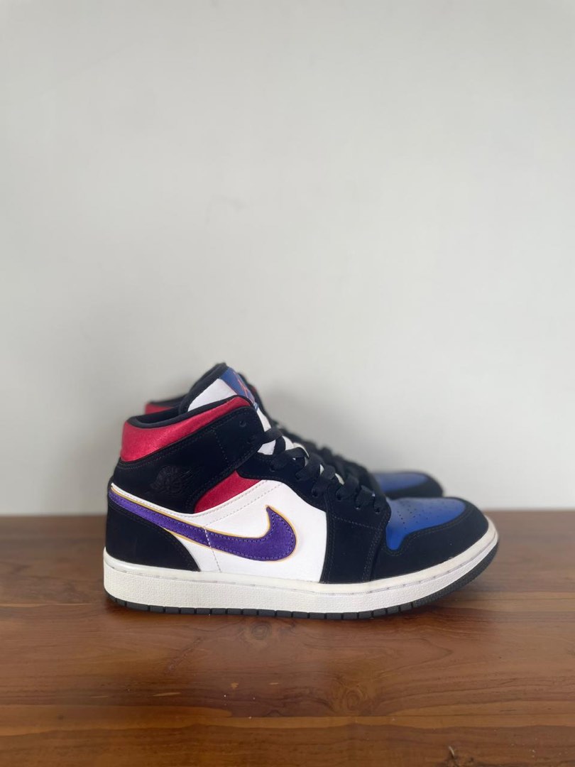 jordan 1 mid top 3 lakers