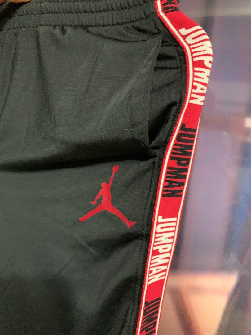 Jordan jogger, Men's Fashion, Activewear on Carousell