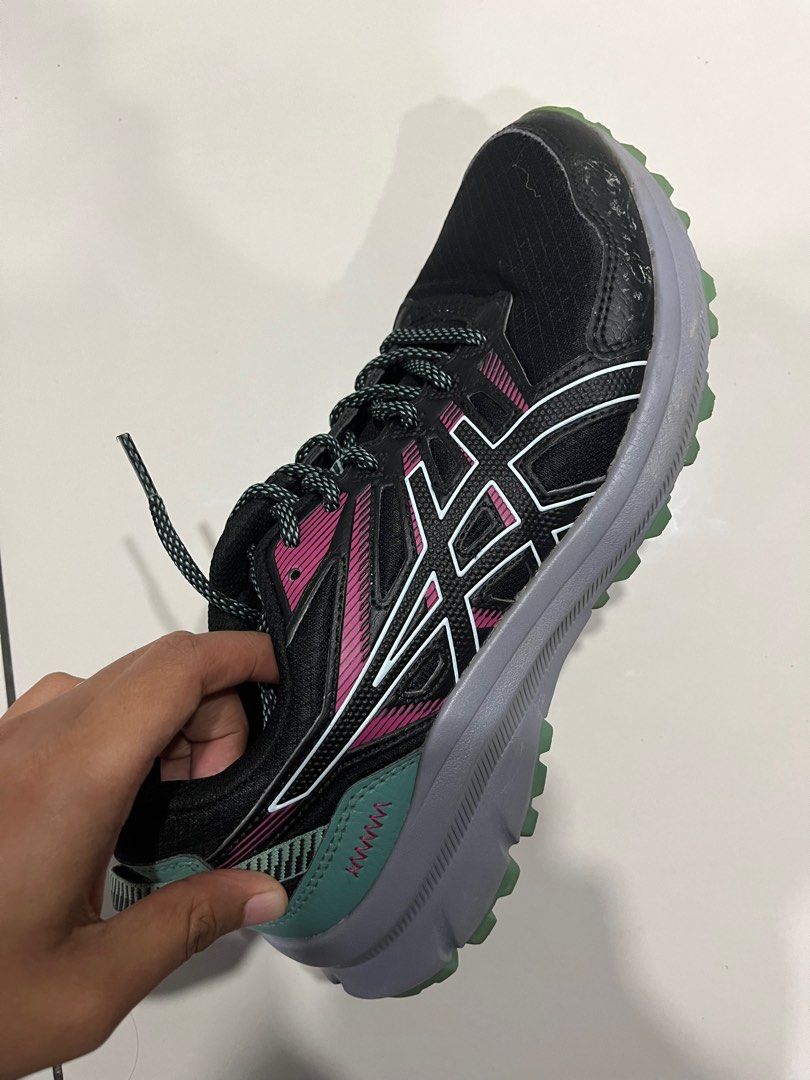 Kasut hiking asics 2025
