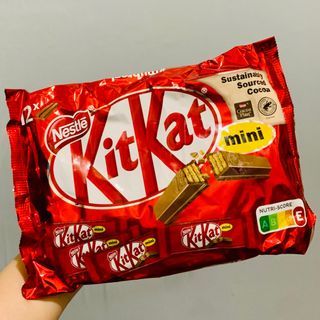 KitKat 2Fingers