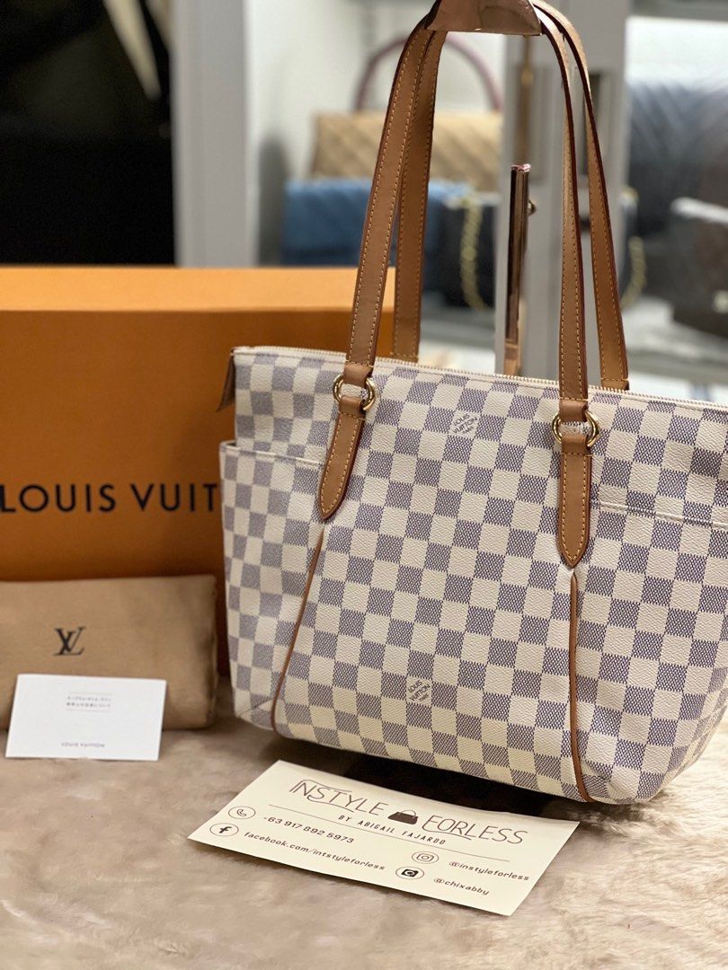 Pre-Owned Louis Vuitton Totally PM- 2310RY40 