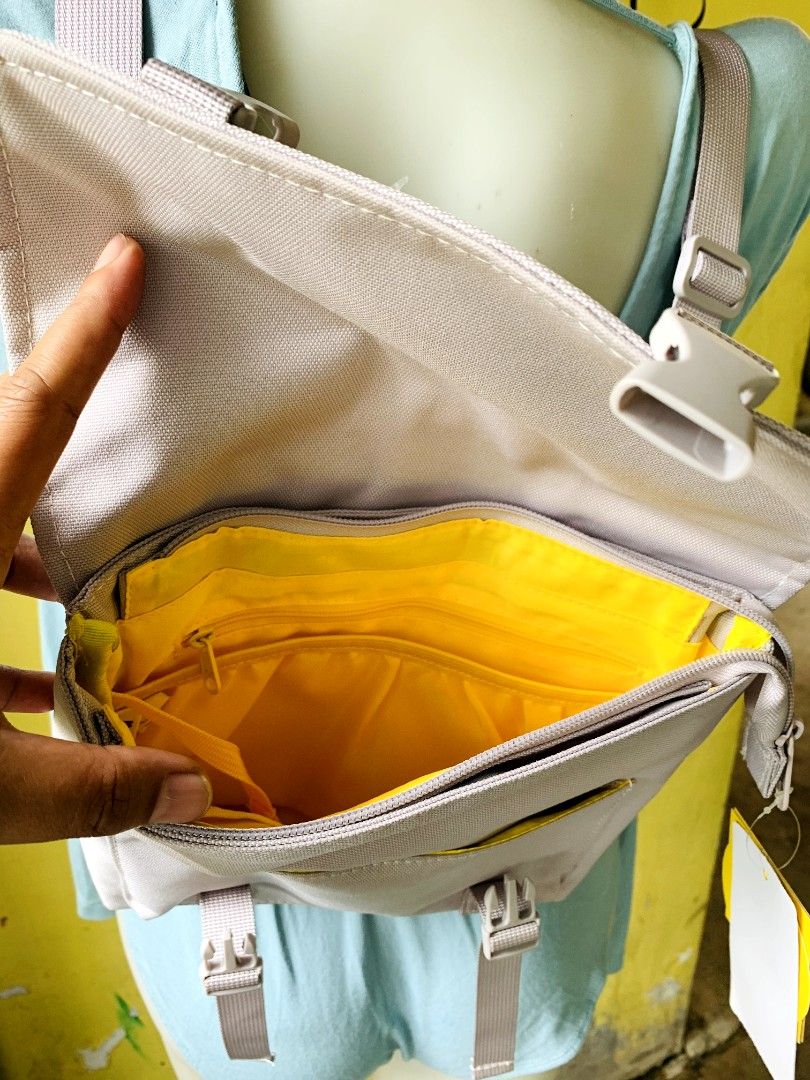 Mah backpack hindi nagamit, Women's Fashion, Bags & Wallets, Backpacks